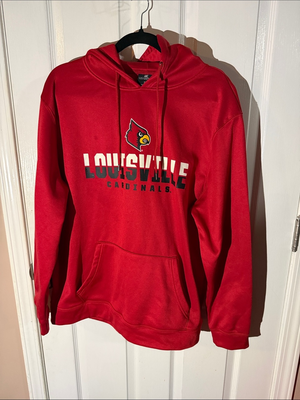 Colosseum Men’s Red Louisville Cardinals Crewneck Hoodie